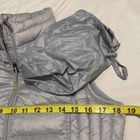 32 Degrees Weatherproof Down Gray Vest size Small - Picture 8 of 9